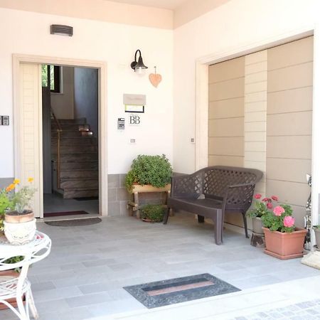 B&B Grandangolo Preturo Bagian luar foto