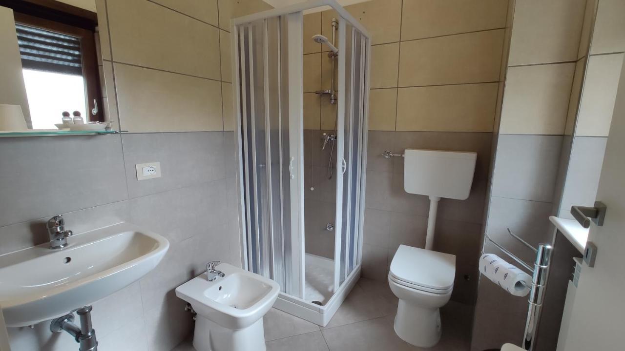B&B Grandangolo Preturo Bagian luar foto