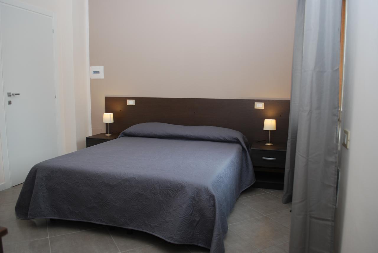 B&B Grandangolo Preturo Bagian luar foto
