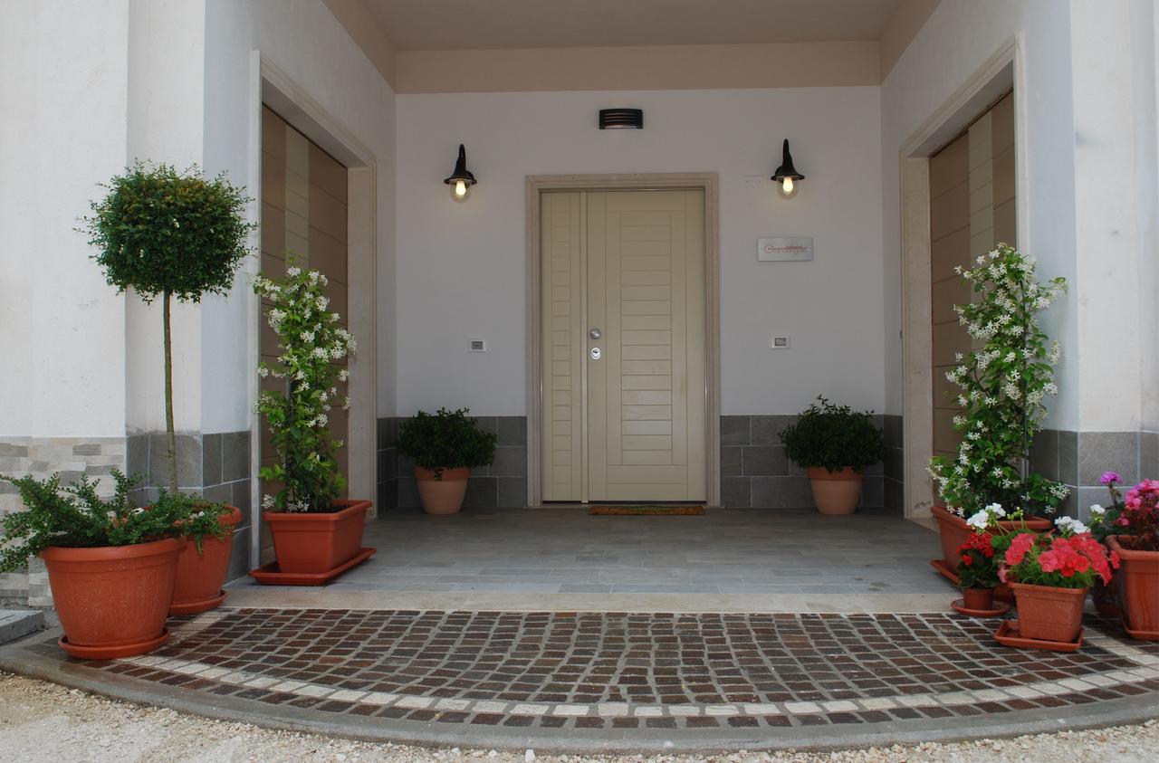 B&B Grandangolo Preturo Bagian luar foto